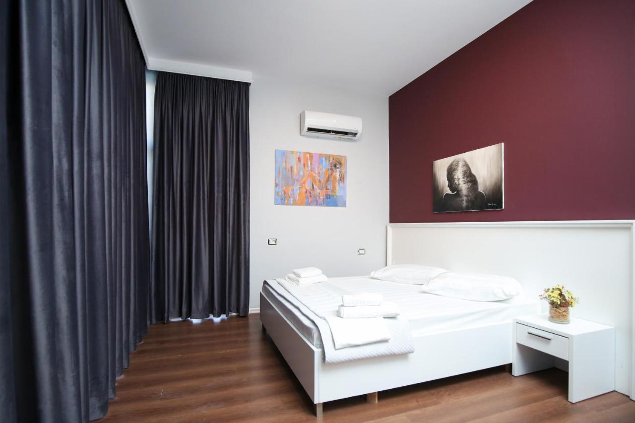The Hart Hotel Vlorë Eksteriør billede