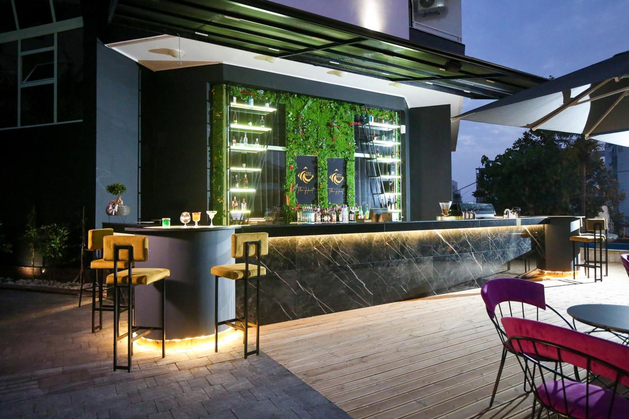 The Hart Hotel Vlorë Eksteriør billede