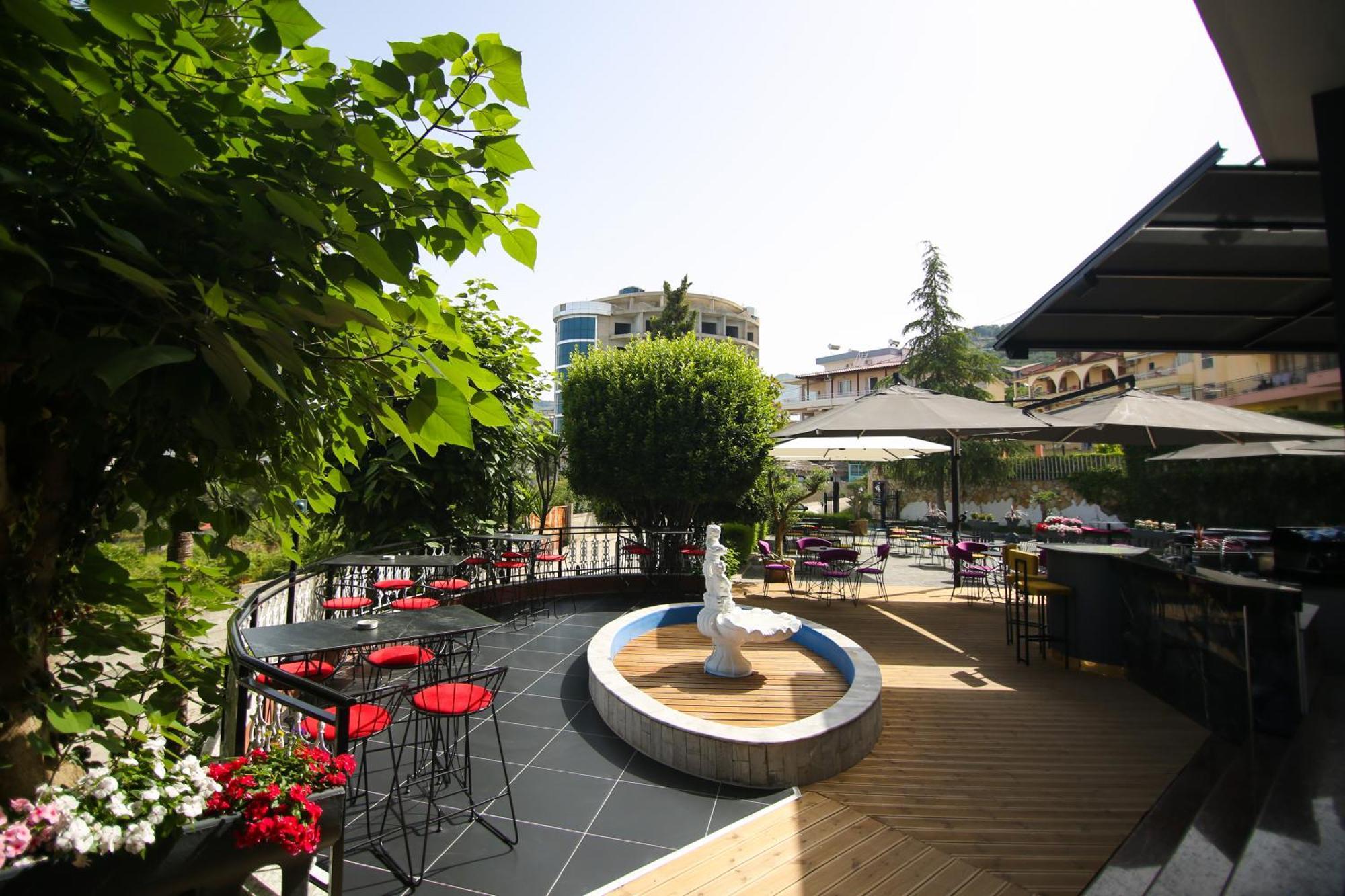 The Hart Hotel Vlorë Eksteriør billede