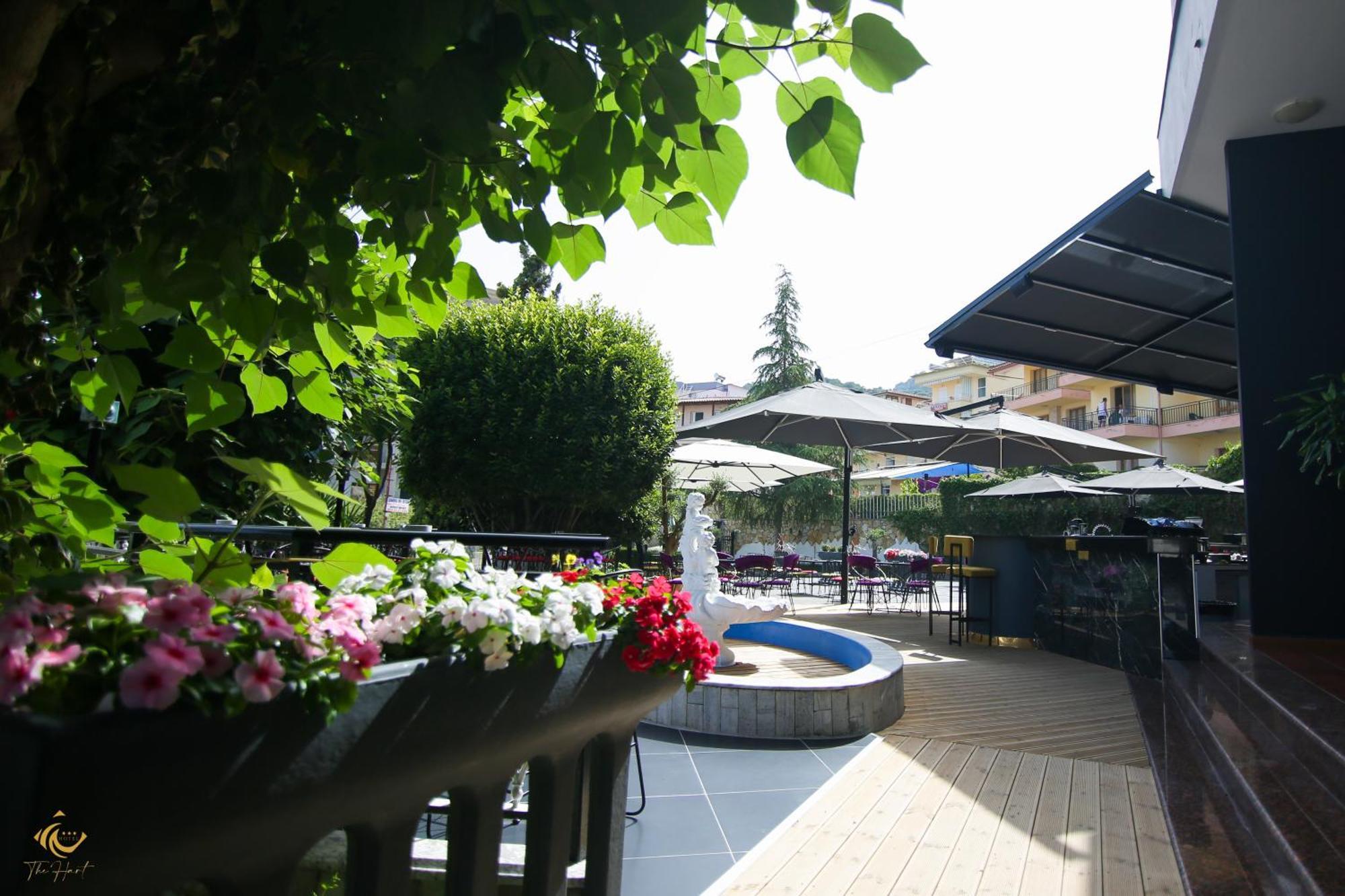The Hart Hotel Vlorë Eksteriør billede